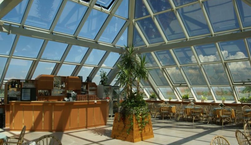 Lázeňský hotel PYRAMIDA I Františkovy Lázně